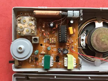 HAF208 Radio Kit / componente / electronice de producție /DIY / FM Radio Kit